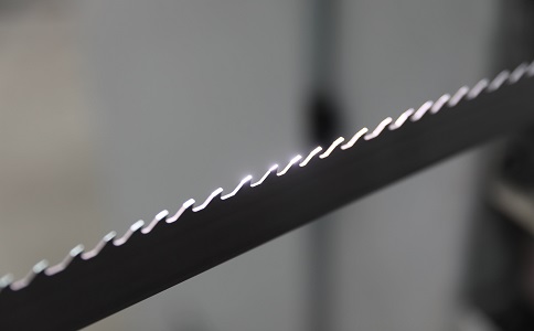 提高双金属带锯条抗疲劳性的方法! 提高双金属带锯条抗疲劳性的方法!